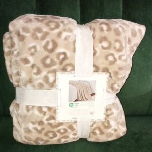 Leopard Print Tan Throw Blanket